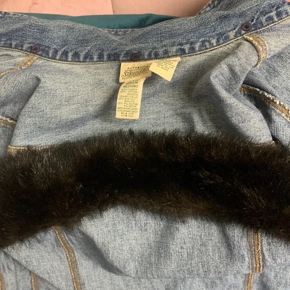 Vintage Removable fur collar jean jacket - Picture 7 of 9